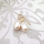 9ct gold Johanna Freshwater Pearl drop earrings.